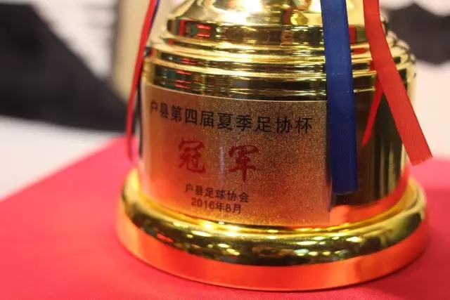 英超34年无本土教练夺冠现象探析